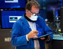 El Dow Jones cayó 0.96% a 35 mil 028.65 puntos este miércoles. AP/A. Joseph