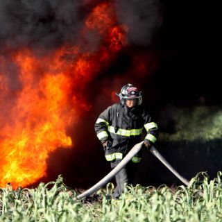 Huimanguillo: Explota ducto de Pemex en Tabasco