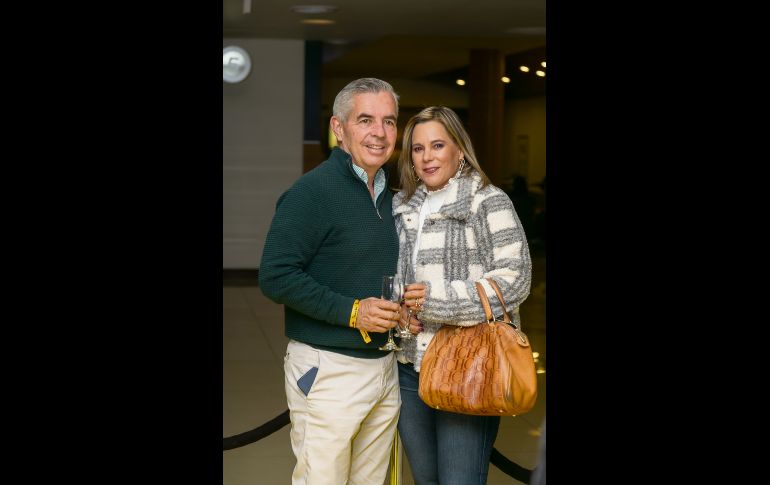 Ignacio Alarcón y Rosy de Alba. GENTE BIEN JALISCO/JORGE SOLTERO