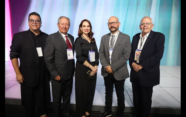 Paco Granados, Jaime Barba, Elena Hurtado, Hermes Villafuerte y Fernando De La Vega. GENTE BIEN JALISCO/ CLAUDIO JIMENO