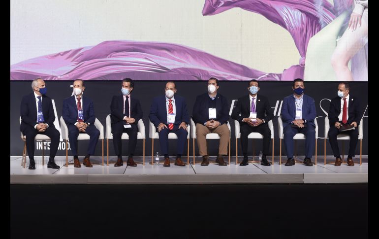 Presidium. GENTE BIEN JALISCO/ CLAUDIO JIMENO