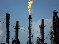 Con esta refinería se producirán los combustibles que requiere México para alcanzar la autosuficiencia energética. AP/ARCHIVO