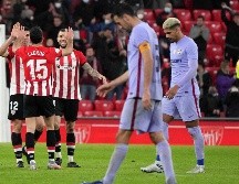 FUERA. Barcelona cayó de la Copa, la Supercopa y la Champions. En Liga están a 17 puntos del líder. AFP/C. Manso