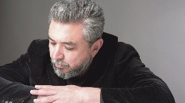 Cristian Alarcón gana el Premio Alfaguara de Novela 2022