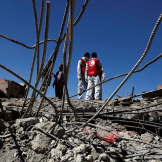 Yemen: al menos 70 personas mueren en bombardeo