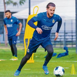 Las Chivas buscarán frente a Querétaro retomar el rumbo