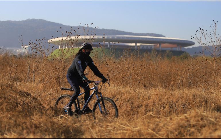 En esta ocasión se registraron 120 participantes entre policías e invitados. En la categoría femenil se registraron 22 mujeres. EL INFORMADOR / G. Gallo