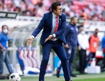 METIDO. Michel Leaño se mostró muy activo en la banda dando indicaciones y viviendo el partido con intensidad. IMAGO7