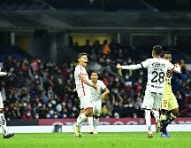 Diego Barbosa y Ozziel Herrera anotaron un par de golazos que le dieron el triunfo a los tapatíos (2-0). IMAGO7