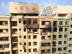 Los residentes fueron desalojados y atendidos por los servicios médicos. XINHUA