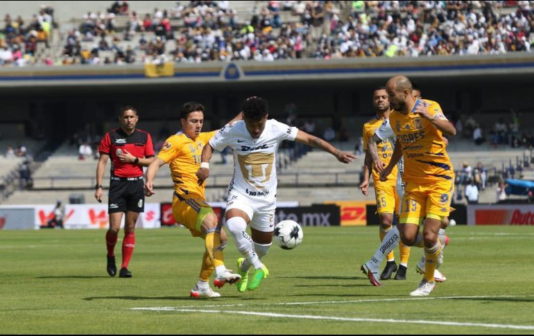 El juego entre Pumas y Tigres se llevó a cabo en el Estadio Olímpico Universitario. SUN / C. Mejía