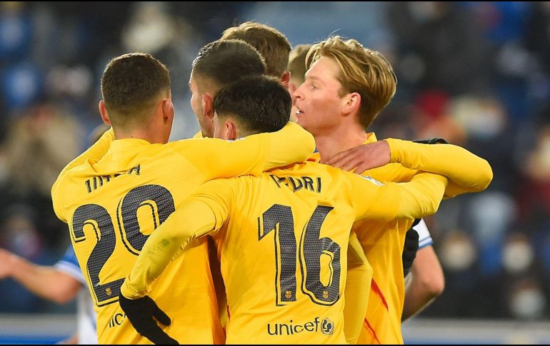 Cuando parecía que el duelo iba a acabar en empate apareció Frenkie de Jong para rescatar tres puntos de oro para el Barcelona. AFP/A. Gillenea