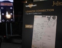 La versión NFT que muestra los apuntes es una animación donde las palabras aparecen de forma sucesiva, con comentarios de Julian. AFP/V. Macon