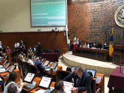 Durante la madrugada de hoy, el Congreso de Jalisco avaló retirar el fuero y separar del cargo al magistrado José de Jesús Covarrubias Dueñas. EL INFORMADOR / R. Rivas