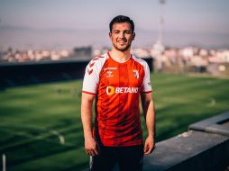 Nueva aventura. El canterano de Pachuca seguirá con el sueño europeo, y jugará en el fútbol de Portugal. @CDesportiva_SCB