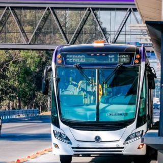 Con Peribús, salen 344 camiones viejos y reordenan los derroteros