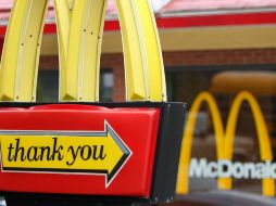Según un comunicado publicado este jueves, la facturación acumulada de McDonald's aumentó un 21% en el ejercicio y se situó en 23 mil 223 millones de dólares. AFP / ARCHIVO