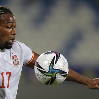 Adama Traoré: El compañero de Raúl Jiménez que sería nuevo jugador del Barcelona