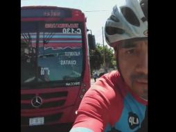 El ciclista grabó la agresión con una cámara que tenía instalada en su bicicleta.  ESPECIAL