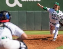 México jugó con fuego. La ofensiva desapareció y le delegó toda la responsabilidad al bullpen. EFE / F. Spotorno