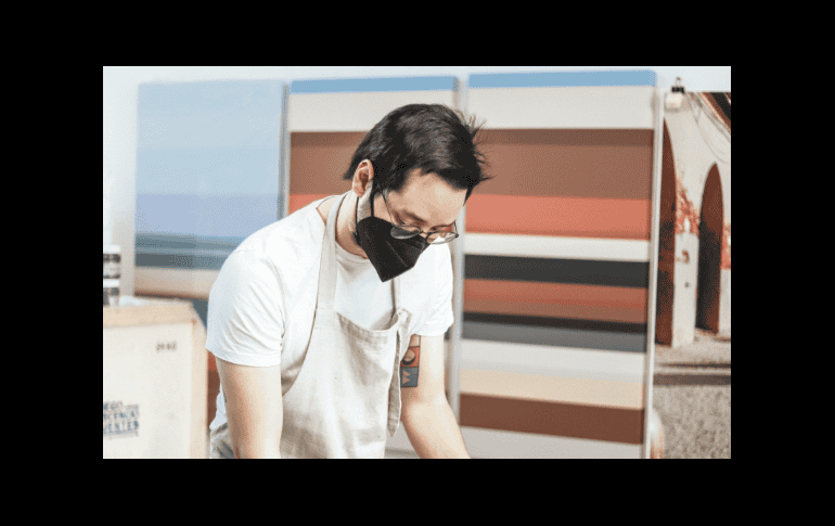 Diego Ascencio. El artista prepara los últimos detalles de la exhibición, donde el público será participante. Cortesía