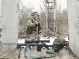 Tensa calma. El ejército ucraniano está en alerta máxima ante una posible invasión de Rusia a su territorio. EFE