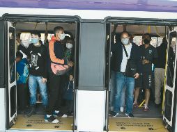 Bienvenidos. Mi Macro Periférico ofreció ayer, y también hoy, el servicio gratuito para que la ciudadanía conozca las rutas, estaciones y accesibilidad que ofrece este nuevo sistema articulado de transporte. Informador/ G. Gallo