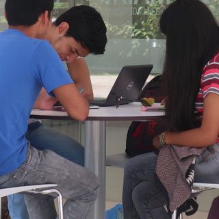 COVID en Jalisco: Salvo la UdeG, regresan a las aulas 138 mil alumnos de preparatoria