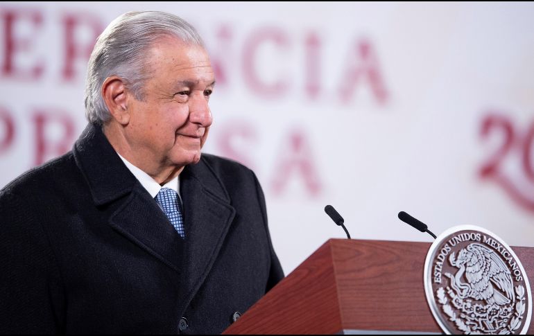 En su conferencia mañanera de este lunes en Palacio Nacional, López Obrador aseguró que sus hijos no tienen influencia en su gobierno. EFE