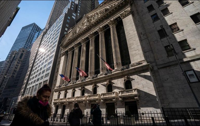 Todos los sectores acabaron la sesión en verde. AP/ARCHIVO