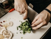 Descubre cuáles fueron los restaurantes tapatíos seleccionados en esta guía / Photo by Jonathan Borba on Unsplash