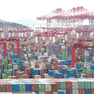 Importaciones de productos asiáticos alcanzan récord en el 2021