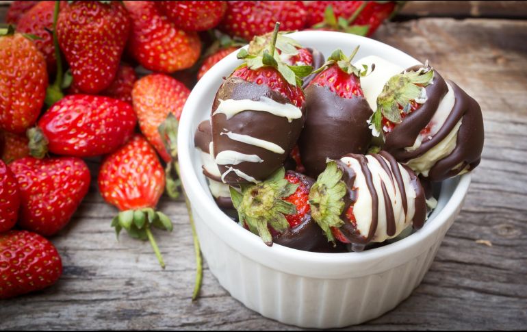 Recetas para San Valentín: “Fresas con chocolate”, otro postre para este 14 de febrero