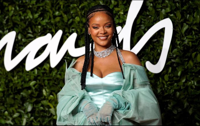 Se dice que Rihanna también ha tenido romances fugaces con otros famosos como Shia Labeouf, Joss Harnett y Asthon Kutcher. EFE / ARCHIVO