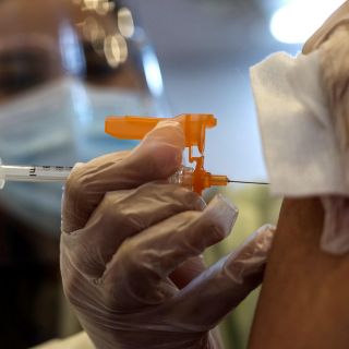 Que siempre no: Quebec no multará a no vacunados contra COVID-19