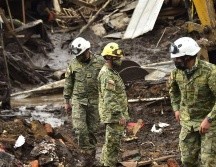 Los efectivos siguen haciendo labores de limpieza y rescate, buscando a posibles nuevas víctimas. GETTY IMAGES