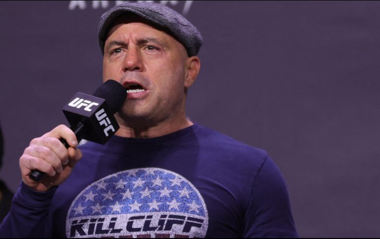 Joe Rogan ha creado polémica por cuestionar la eficacia de las vacunas contra el COVID en su podcast 