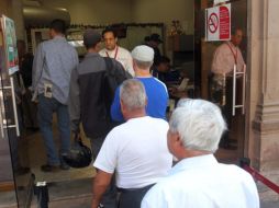 La Secretaría de Hacienda invitó a los contribuyentes a tomar en cuenta la suspensión de labores para que realicen sus trámites sin ningún contratiempo. EL INFORMADOR / ARCHIVO