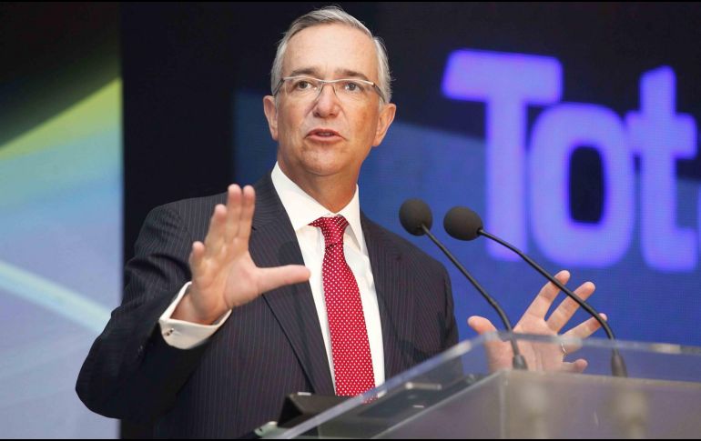Ricardo Salinas comentó que este 2022 pagará más de 200 millones de pesos en impuestos. SUN/ARCHIVO