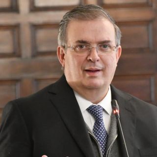 Ucrania: Ebrard anuncia que fue un éxito el traslado de familias al sur del país