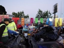 Según organizaciones, en el campamento actualmente había 381 personas, de las cuales 59 eran familias compuestas por mamá, papá e hijos. EFE / J. Terriquez