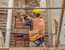 El número es mayor al promedio establecido por la OCDE, que es de mil 687 horas trabajadas. EL INFORMADOR/ARCHIVO