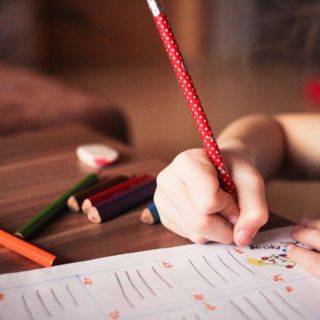 Buscan tipificar reclutamiento de niños como delito penal