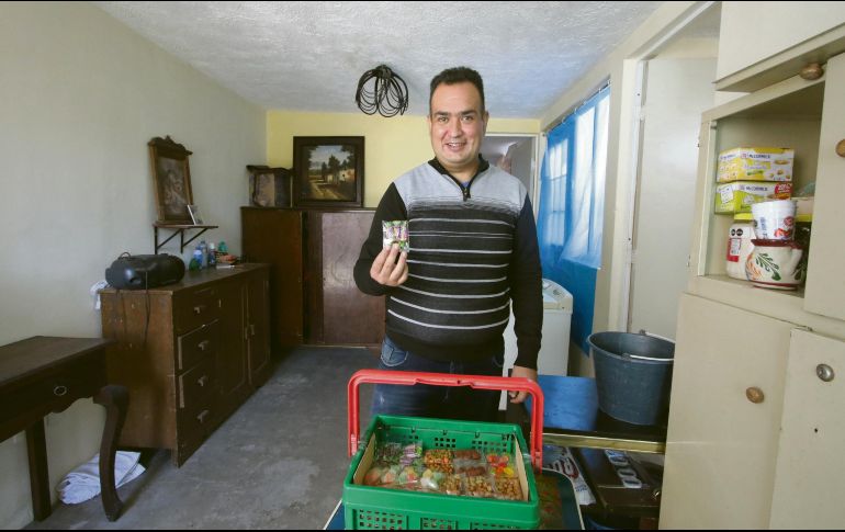 Ayuda. Gracias a “Renta Tu Casa”, personas como Óscar pueden tener una mejor oportunidad de vida. El Gobierno funge como intermediario para brindar el apoyo. Especial