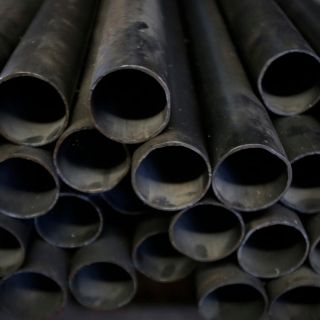 EU y Japón pactan retirar aranceles a la mayoría del acero