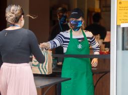 La caída de Starbucks borra por completo las ganancias obtenidas en el 2021. EFE/Archivo