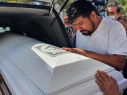 Con emotiva misa, familiares y amigos despiden a Eduardo