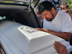 Para David Salomón, el poder darle santa sepultura a su hijo y despedirse es lo que lo consuela. EL INFORMADOR/A. Navarro