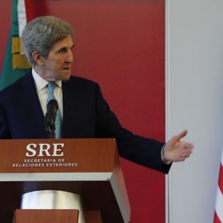 John Kerry afirma que EU "respeta totalmente la soberanía de México" ante reforma energética