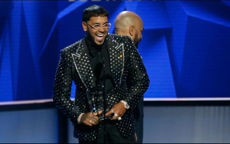 En su red social donde contabiliza 28. 6 millones de seguidores, algunos fanáticos demostraron preocupación por el cantante, incluso creyeron que Anuel podía estar enfermo. AP / ARCHIVO